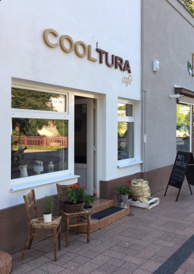 CoolTura Café