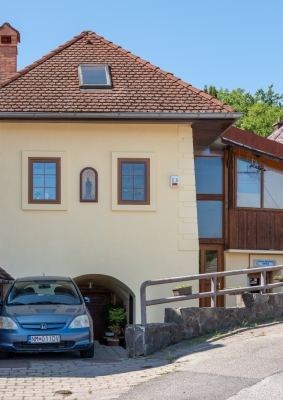 Dom na pivnici (ľudový dom)