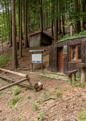 Partizánsky bunker vo Vetešovom jarku 