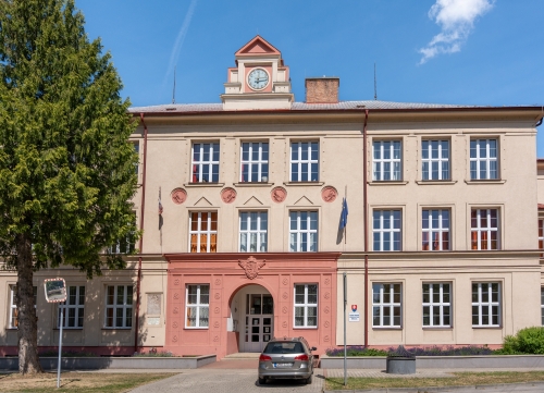 Masarykova meštianska škola