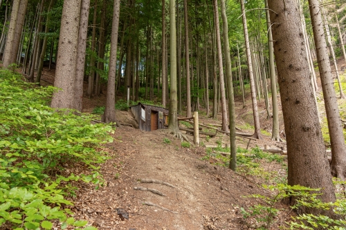 Partizánsky bunker vo Vetešovom jarku