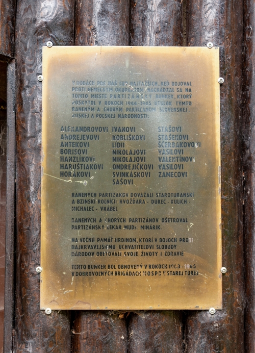 Partizánsky bunker vo Vetešovom jarku