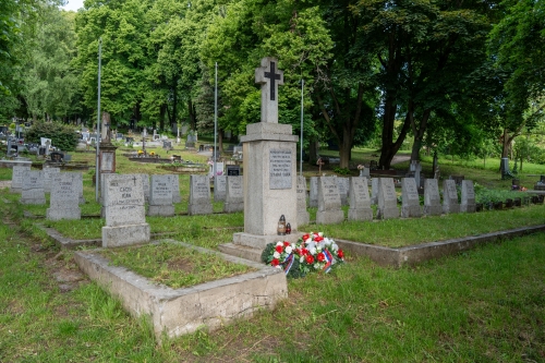 Pamätník rumunských vojakov a hroby rumunských vojakov na Mestskom cintoríne I