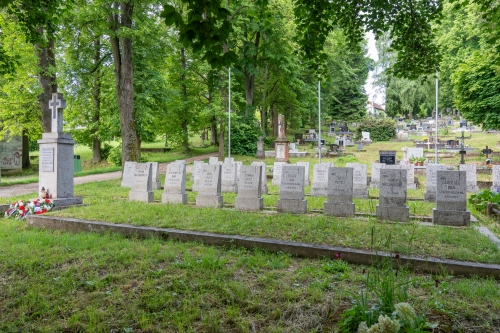 Pamätník rumunských vojakov a hroby rumunských vojakov na Mestskom cintoríne I