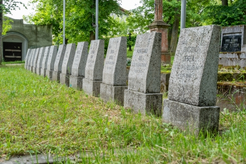 Pamätník rumunských vojakov a hroby rumunských vojakov na Mestskom cintoríne I