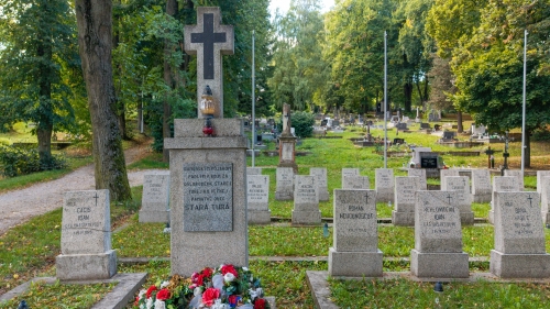 Pamätník rumunských vojakov a hroby rumunských vojakov na Mestskom cintoríne I